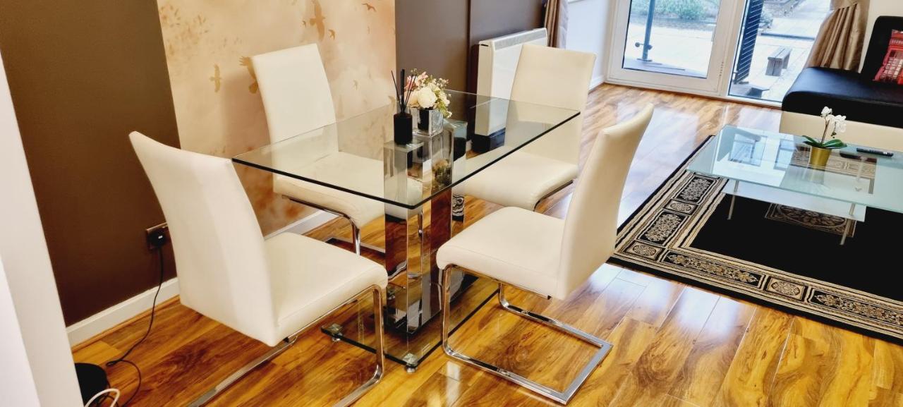 Double King Suite, Canary Wharf Waterfront Λονδίνο Εξωτερικό φωτογραφία